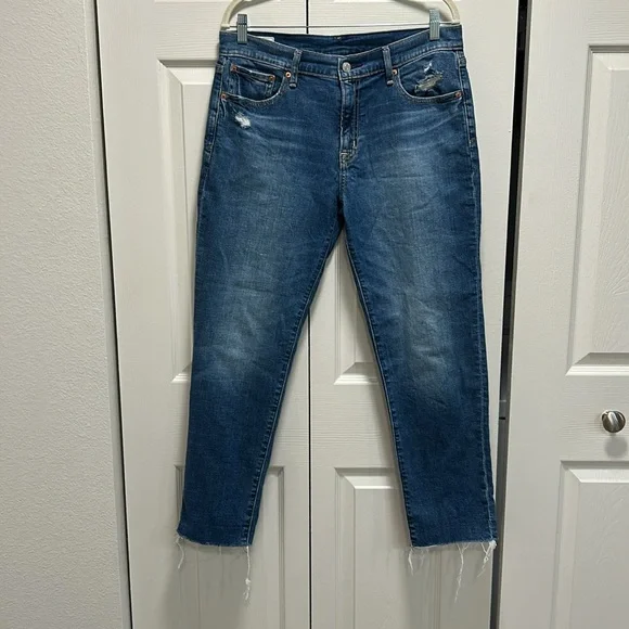 GAP Girlfriend Mid-Rise Medium Wash Denim Jeans Size 29/8R - Picture 6 of 9